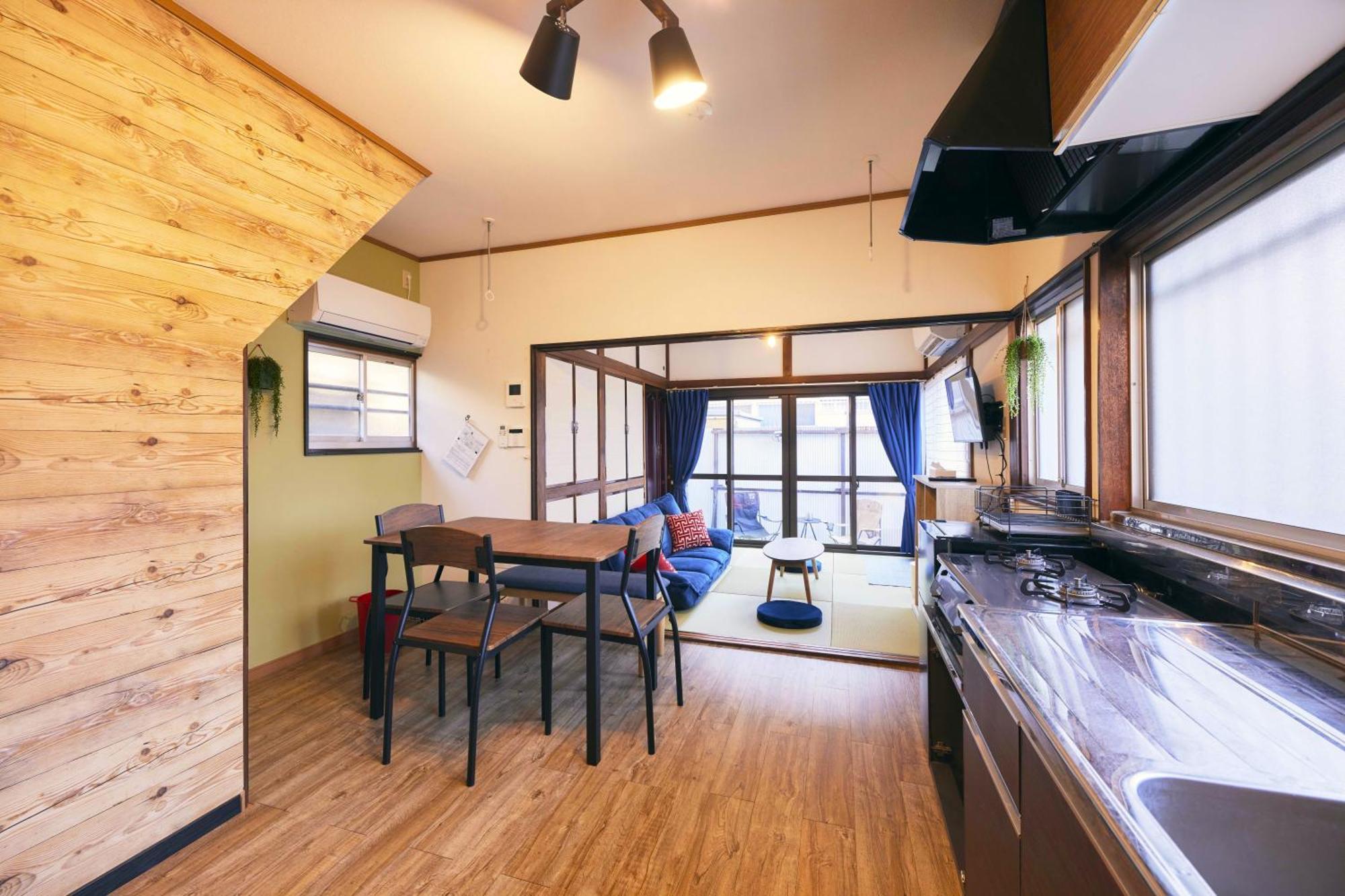 Est House Kameari Apartment *